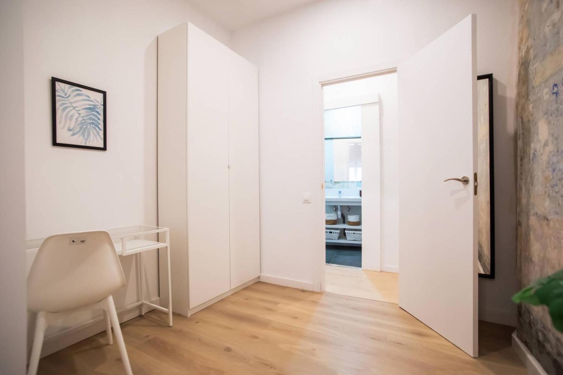 12ara1093- New & Spacious 3br Flat Appartement